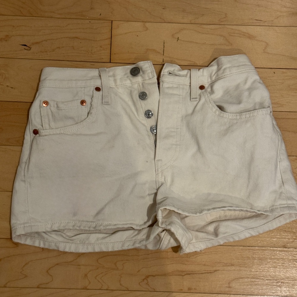 Levi's Women's Cream Jean Shorts